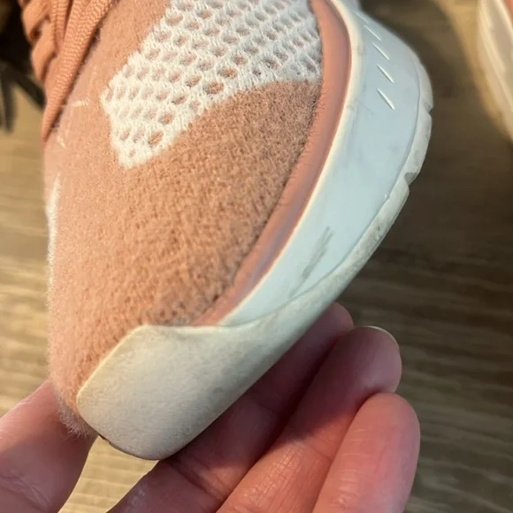 STUART WEITZMAN Hartlee Knit Platform Sneakers - Picture 9 of 11